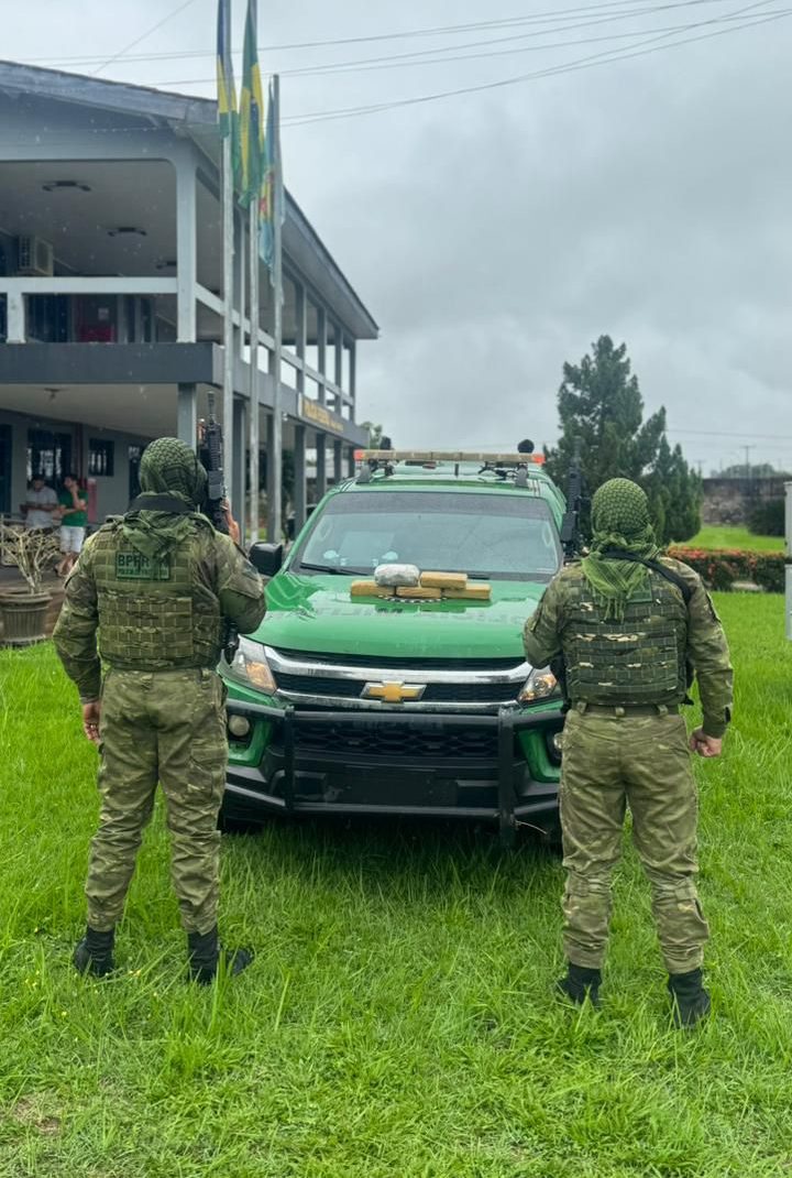 Ação em Guajará-Mirim resulta em apreensão de drogas; dois traficantes fugiram