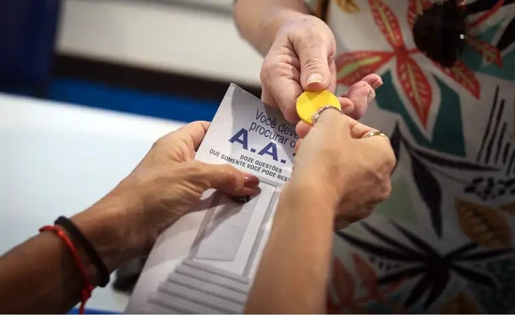 Dia Nacional de Combate às Drogas e ao Alcoolismo chama a atenção para a prevenção e o tratamento
