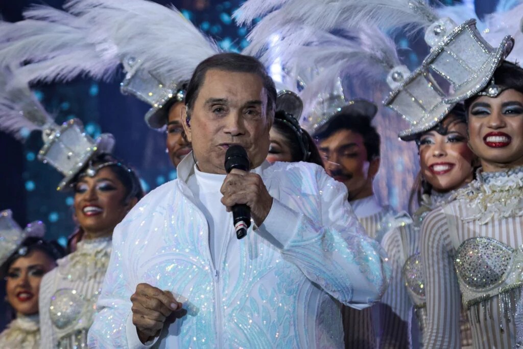 Humorista Dedé Santana é internado em hospital de Goiás