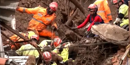 Sobe para 23 o número de mortos após temporais em Juiz de Fora e Ubá. Veja vídeos