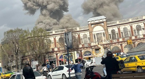 EUA e Israel atacam o Irã após semanas de tensão. Siga no YouTube