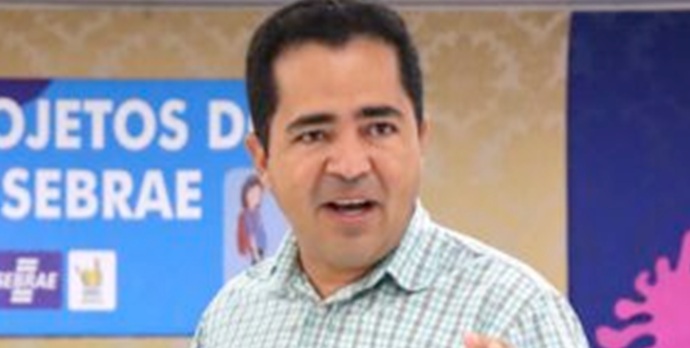 Morador denuncia prefeito ao MP e pede à Câmara perda de cargo por ato ilícito de quase R$ 700 mil