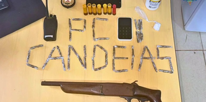 PC cumpre mandado de prisão, apreende drogas, armas e fecha 'boca-de-fumo'