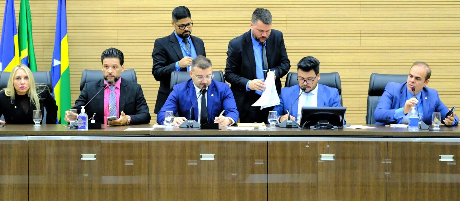 Janela partidária começa hoje, 5, e troca-troca de deputados redesenha as forças políticas em Rondônia