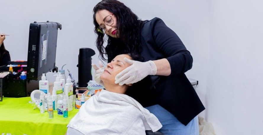 Ação na Assembleia Legislativa oferece serviços gratuitos em homenagem ao Dia da Mulher