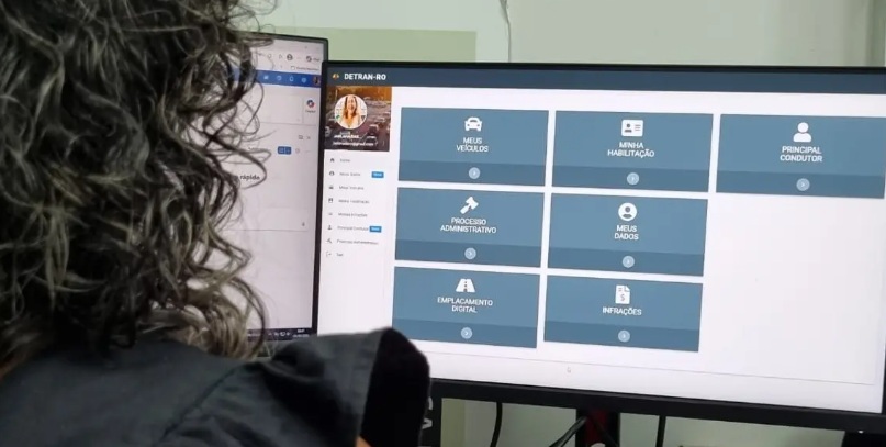 Emissão de Registro e Licenciamento de Veículo pela Central de Serviços do Detran-RO garante mais praticidade ao cidadão