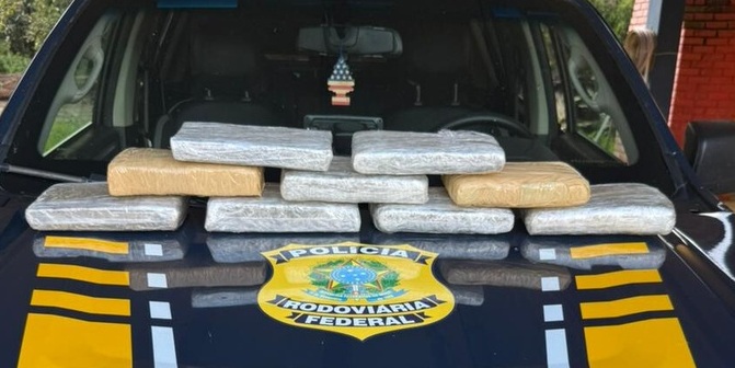 PRF apreende quase 10 kg de maconha em táxi na BR-364 em Rondônia