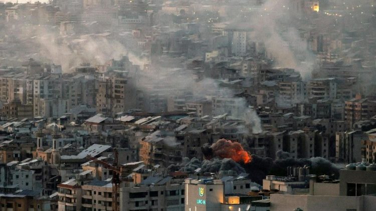 'Silenciem as armas e dêem espaço ao diálogo no Oriente Médio'