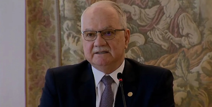 Distanciamento de partes e interesses em jogo é fundamental, diz Fachin