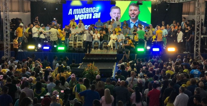 Flávio Bolsonaro fala sobre política, segurança e situação de Jair Bolsonaro durante visita a Rondônia; veja vídeo