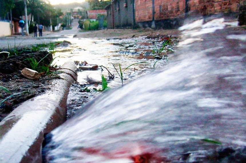 Falha em rede de água adia abastecimento em União Bandeirantes; deputado cobra urgente solução