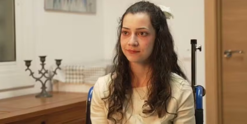 Jovem vítima de estupro coletivo morre após procedimento de eutanásia