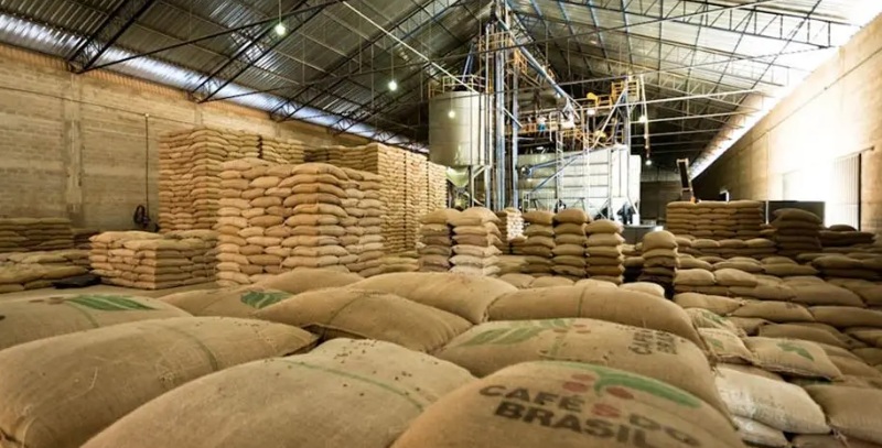 Ampliação de armazenamento de grãos e certificação do café de Rondônia são temas de reunião, em Porto Velho