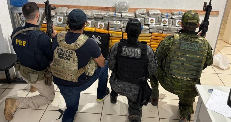 PRF apreende mais de 400 kg de droga em ação conjunta com a PMRO, PF, o Canil do BPChq e o CRP I