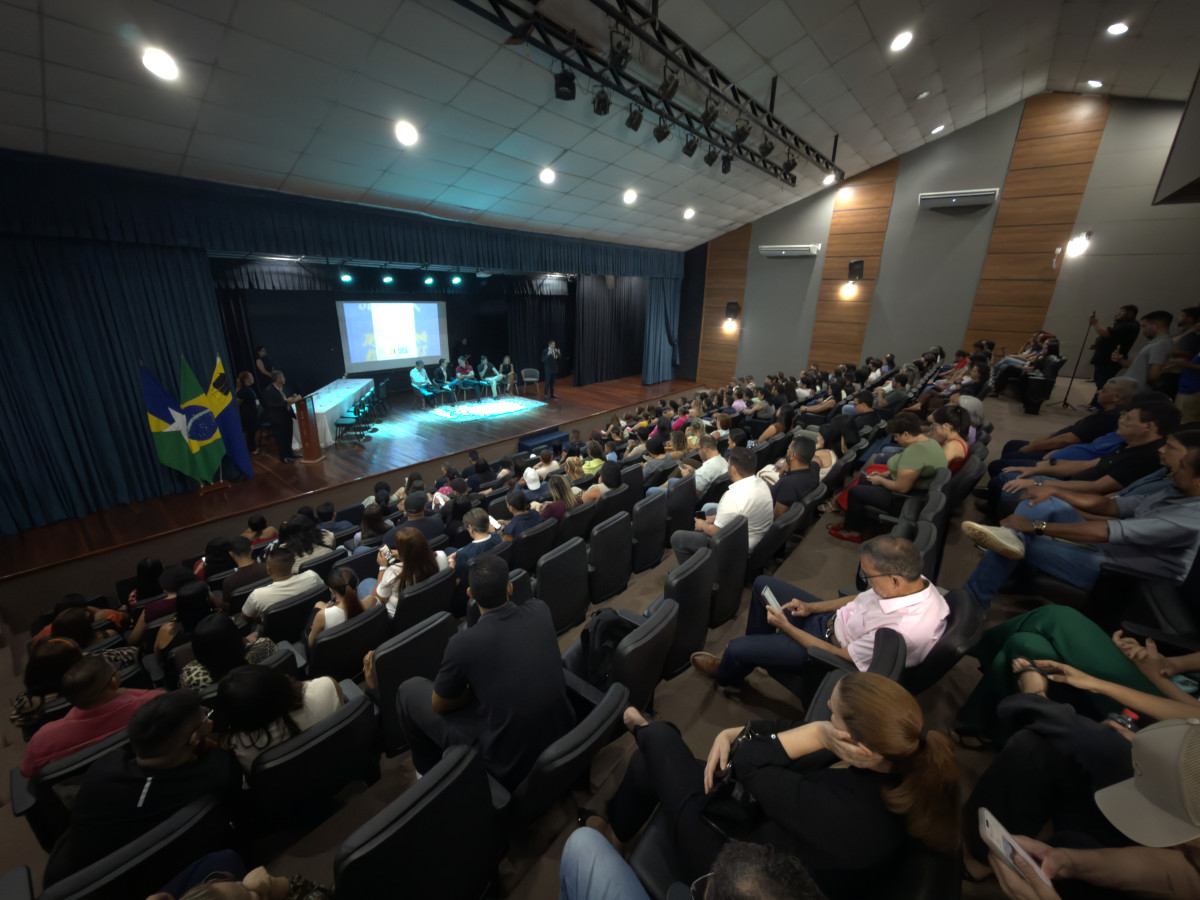 ATENDIMENTO ESPECIAL - Prefeitura de Porto Velho realiza o I Simpósio sobre Inclusão no Serviço Público

