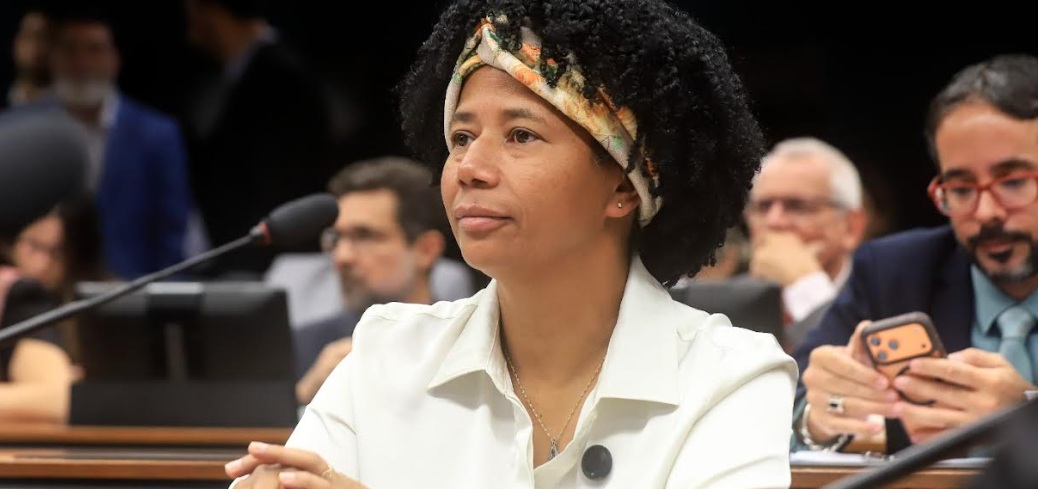 Deputada Sílvia Cristina votou a favor da PEC 383 em votação de 1º turno assegurando recursos para quem mais precisa