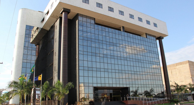 Ponto facultativo garante feriadão prolongado em órgãos estaduais de Rondônia