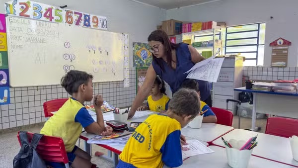 Prefeitura abre processo seletivo para diretores e vice-diretores de escolas em Porto Velho