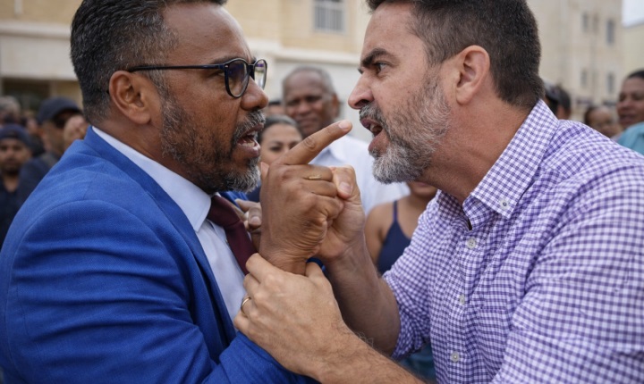 Entrega de moradias acaba na delegacia por confusão entre Léo Moraes e o vereador Santana