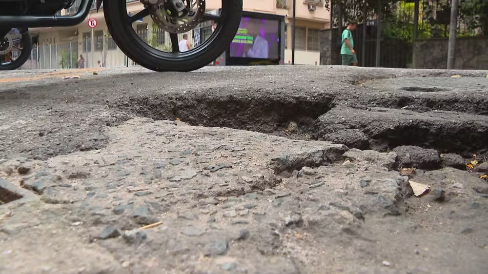 Nova lei obriga empresas a consertar ruas e calçadas após obras em Porto Velho