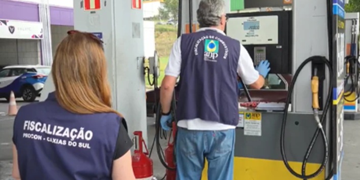 PRF, Ipem e Procon intensificam fiscalização em postos de combustíveis em Porto Velho