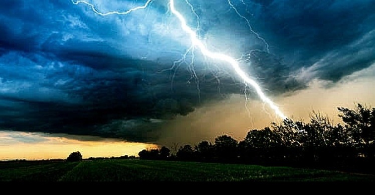 Rondônia permanece sob influência do calor úmido amazônico, com risco de chuvas isoladas e sensação térmica elevada