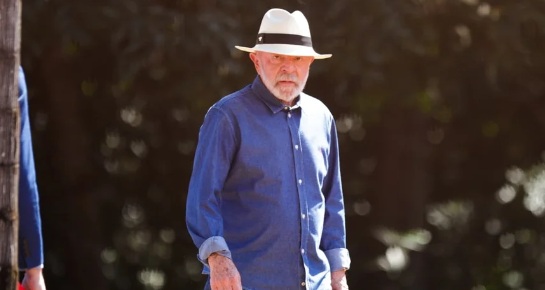 Lula recebe alta após ser submetido a 2 procedimentos médicos em SP