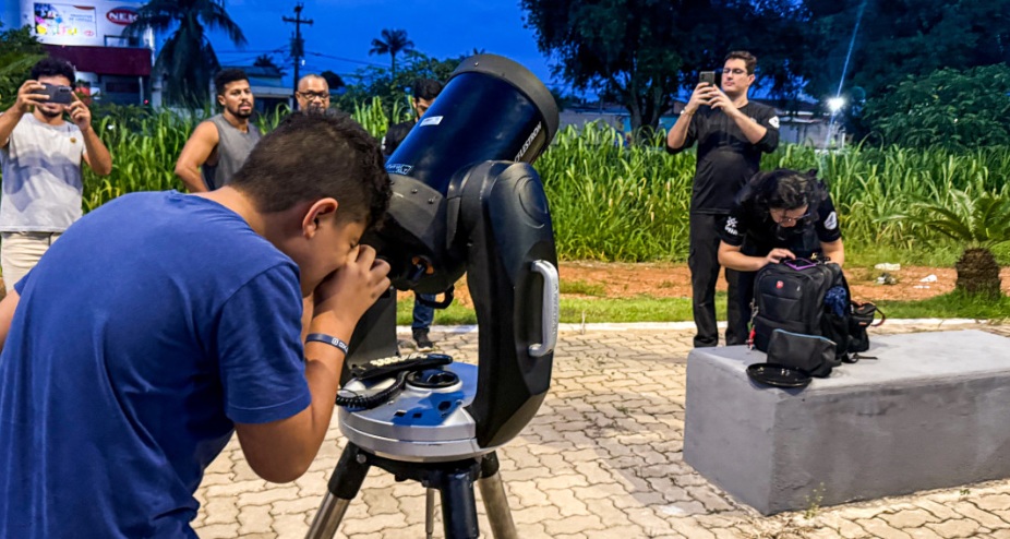 Projeto leva observação astronômica gratuita à população de Porto Velho neste sábado à noite