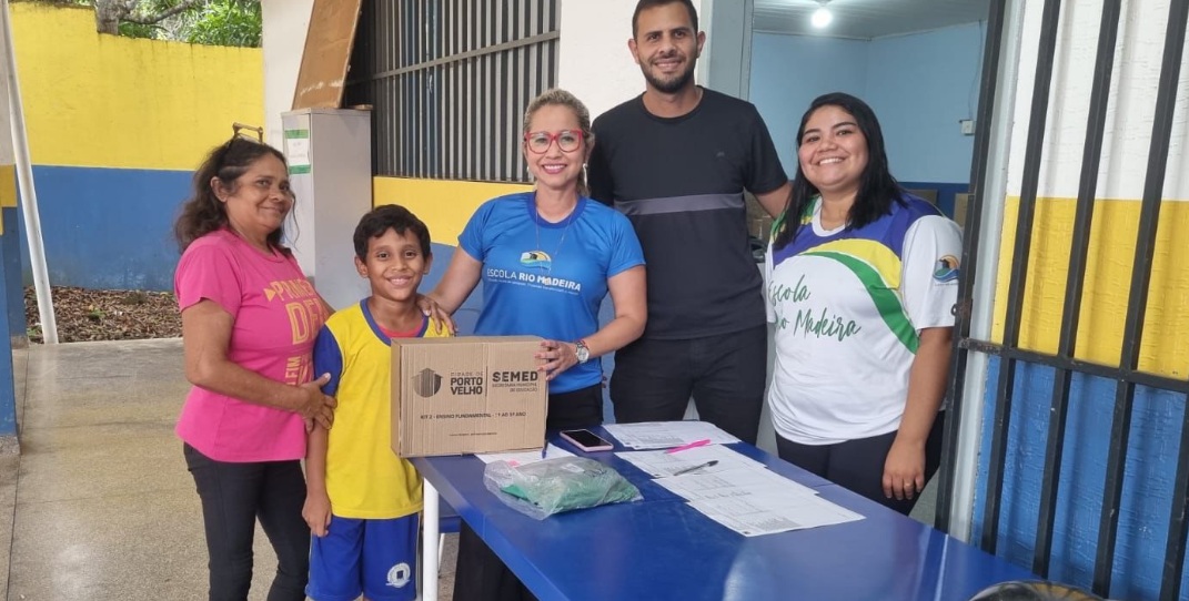 Prefeitura de Porto Velho conclui entrega de kits escolares em todas as escolas da rede municipal