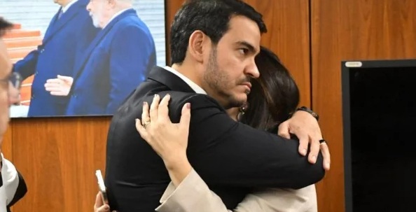 Plenário do Senado barra Jorge Messias no STF; queda histórica em 130 anos fortalece a Direita