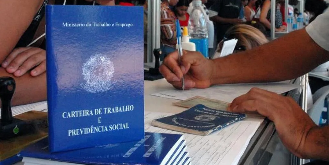 Sine oferta dezenas de vagas em Porto Velho nesta quinta-feira (30)
﻿﻿