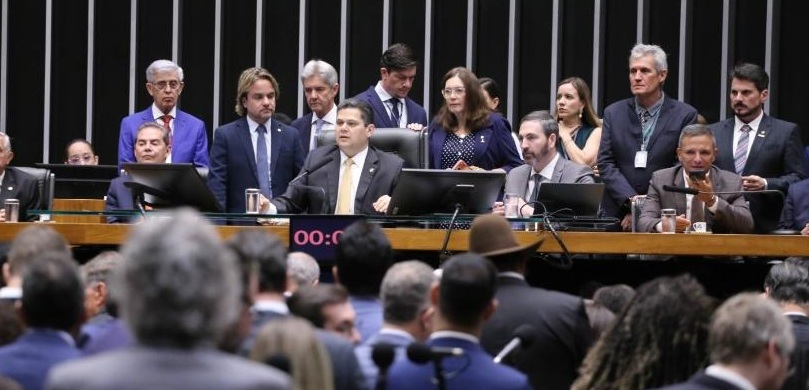 Com derrubada de veto de Lula ao PL da Dosimetria, saiba o que acontece com Bolsonaro