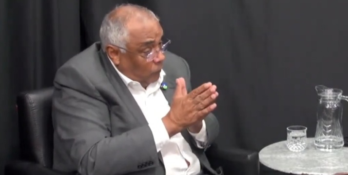 “Fui contratar um caseiro, ele pediu para não assinar a carteira”