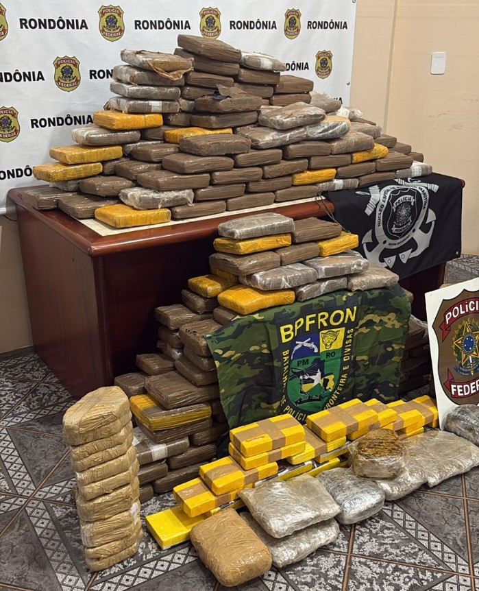 ESQUEMA CRIMINOSO - Operação intercepta embarcação com mais de 300 quilos de drogas em Rondônia