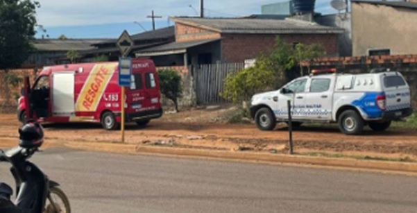 Polícia encontra homem morto dentro de casa em cenário de extrema violência em Vilhena