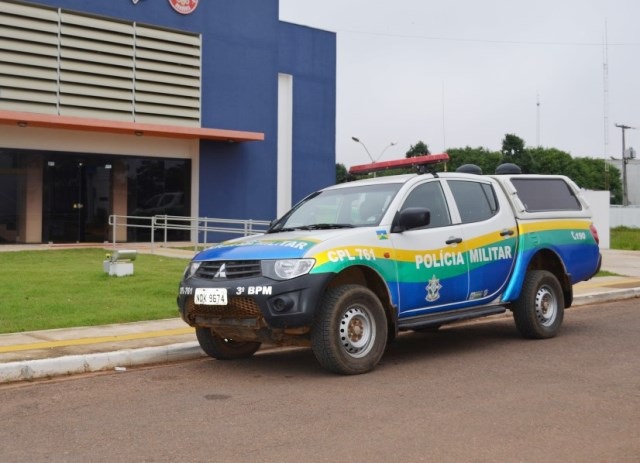 Quadrilha arromba lojas durante a madrugada e provoca prejuízo de quase R$ 100 mil em semijoias