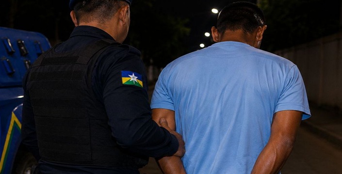 Suspeito é preso após descumprir medida protetiva e invadir casa da ex-companheira em Guajará-Mirim