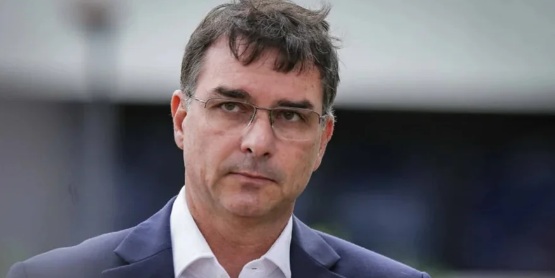 Além de Vorcaro, filme de Bolsonaro tem “mais de 10 investidores”, diz Flávio