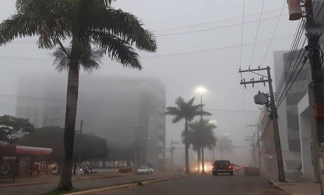 Nova frente fria avança sobre Rondônia e deve derrubar temperaturas em Porto Velho