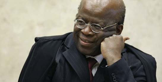 DC oficializa Joaquim Barbosa como pré-candidato a presidente
