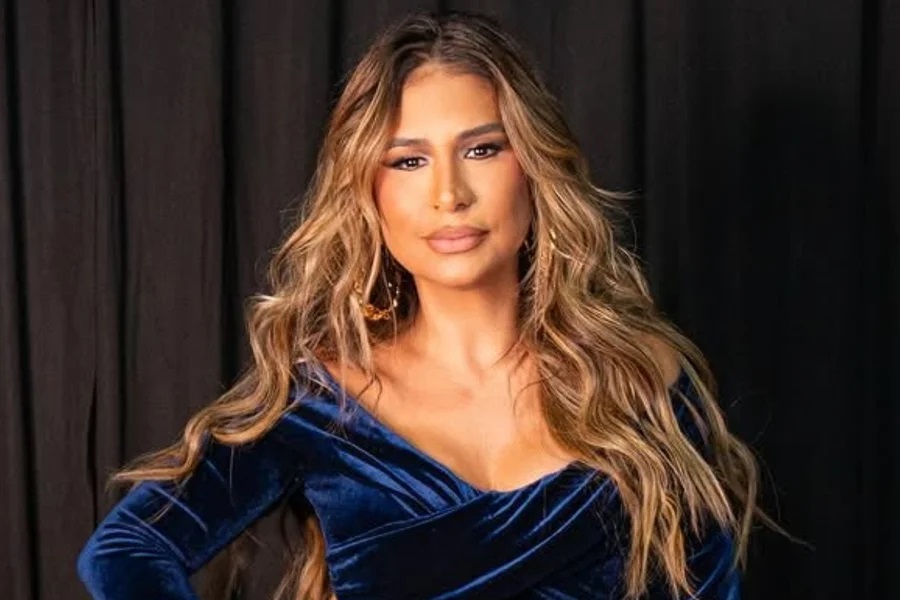 GRANDE FESTA DA CIDADE - ExpoVilhena começa hoje com show de Simone Mendes; cantora faz convite e promete “noite especial”
