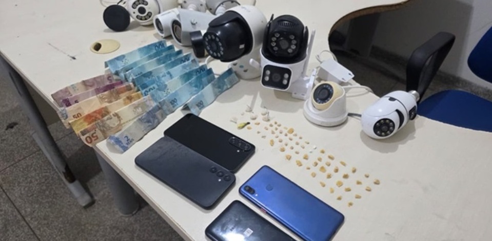 Polícia fecha esquema de tráfico monitorado por câmeras de segurança