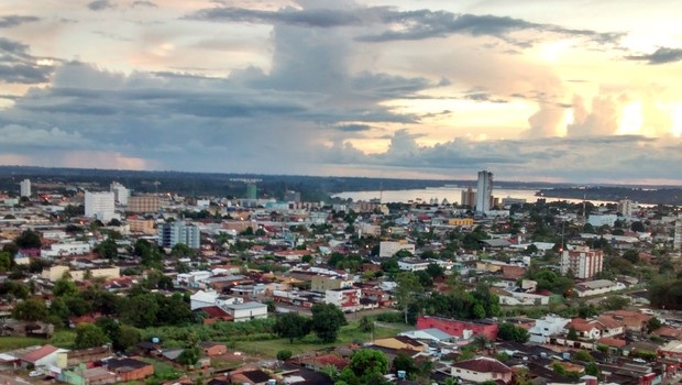 Calor e possibilidade de chuva rápida marcam a terça-feira em Rondônia