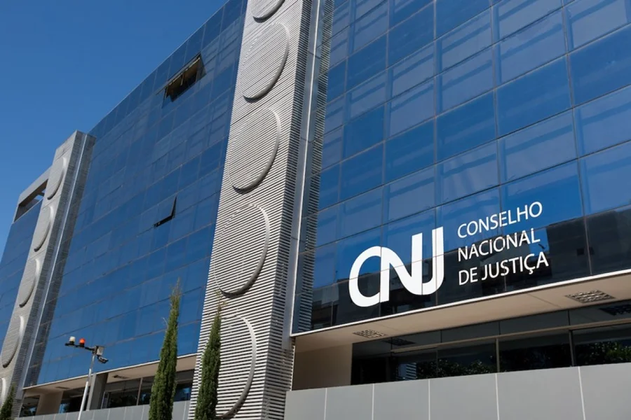 PENDURICALHOS - CNJ aprova contracheque único de juízes para coibir penduricalhos
