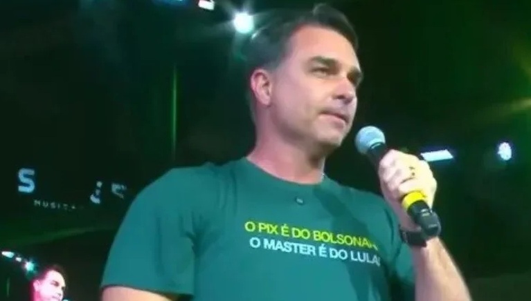 “Nada a ver com o filme”, diz Flávio sobre operação contra produtora