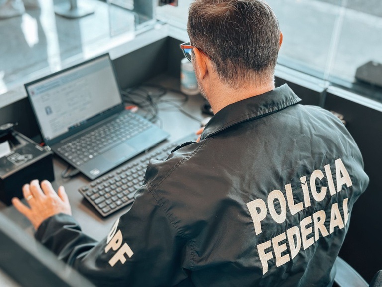 OPERAÇÃO PF - PF deflagra operação contra abuso sexual infantojuvenil em Colorado do Oeste

