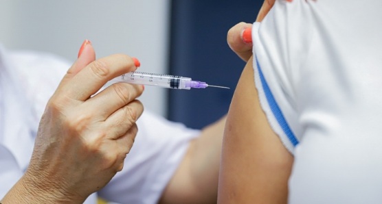 CUIDADO, ELA MATA - Governo suspende vacina contra a dengue do Butantan

