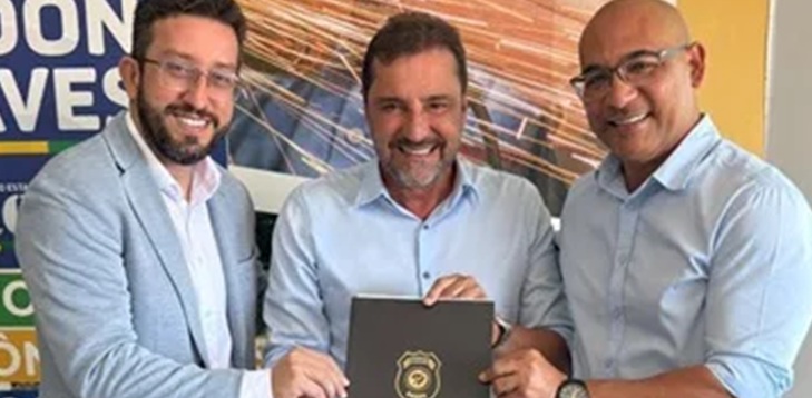 Policiais civis entregam propostas para segurança pública a Hildon Chaves e cobram modernização da estrutura policial
