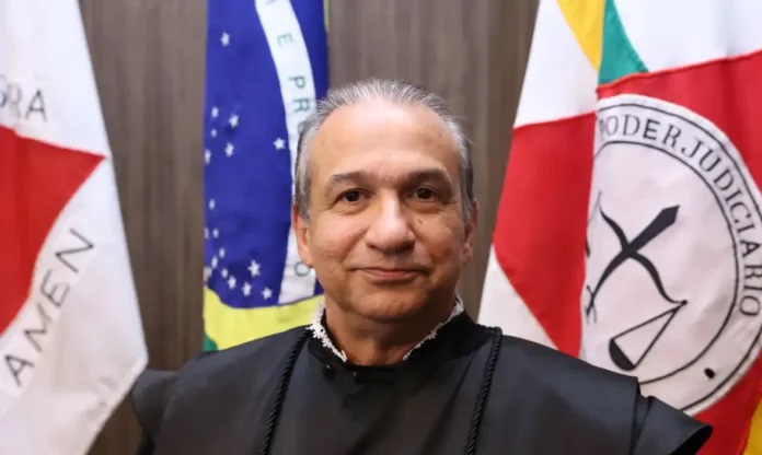 CNJ abre processo disciplinar contra desembargador investigado por crimes sexuais; absolveu estuprador de criança