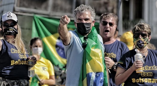 PESQUISA ELEITORAL - Lula não fura o teto, e Flávio continua sendo o mais forte; Renan cresce, mas não ameaça
